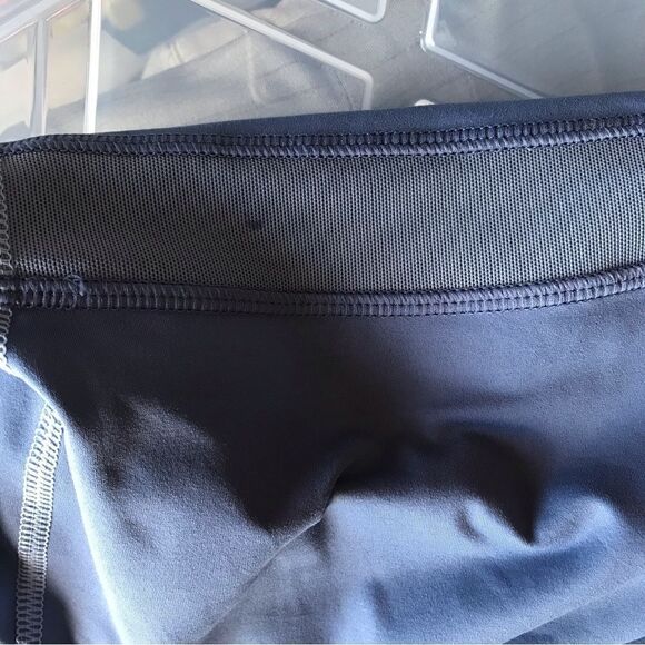 Lululemon workout top - Picture 3 of 3